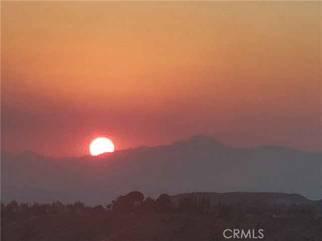Detail Gallery Image 60 of 67 For 27641 Atlas Ln, Canyon Country,  CA 91351 - 4 Beds | 2/1 Baths