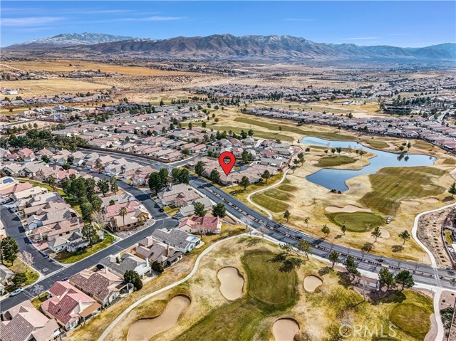 11110 Sandy Lane, Apple Valley CA: https://media.crmls.org/medias/9f73321b-2e7e-49e7-86a3-4816e4c548b1.jpg