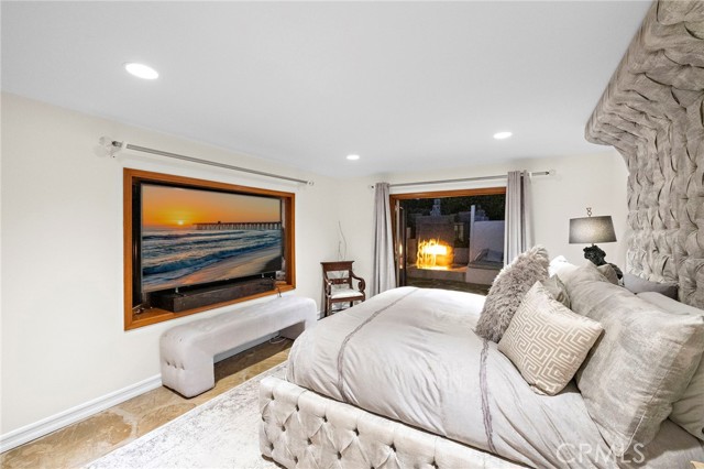 Detail Gallery Image 10 of 26 For 4621 Wayne, Corona Del Mar,  CA 92625 - 4 Beds | 3/1 Baths