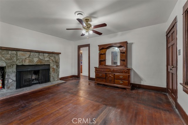 Detail Gallery Image 10 of 39 For 5065 La Roda Ave, Los Angeles,  CA 90041 - 3 Beds | 1 Baths