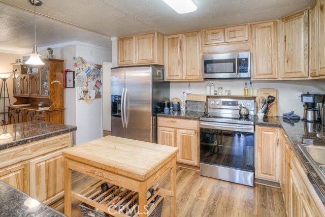 12 Hanging Tree Court, Oroville CA: https://media.crmls.org/medias/9f7430e1-281d-4c3e-b182-5032fd3abcca.jpg