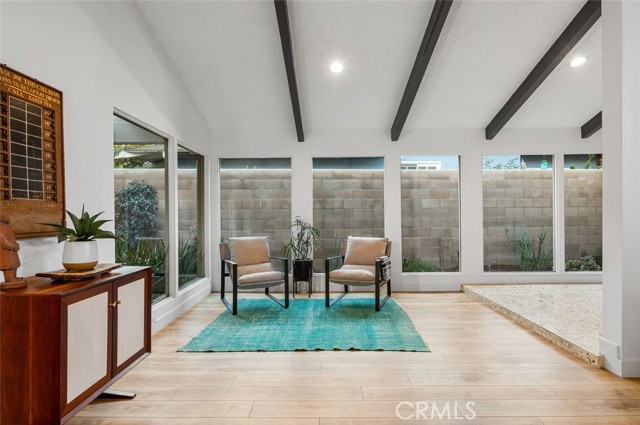 Image 4 of 48 For 5360 El Jardin Street