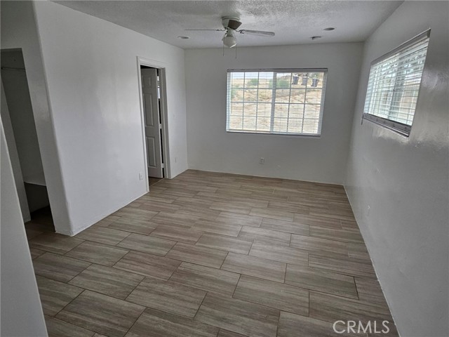 Detail Gallery Image 9 of 13 For 23475 Stafford St, Perris,  CA 92570 - 4 Beds | 2 Baths