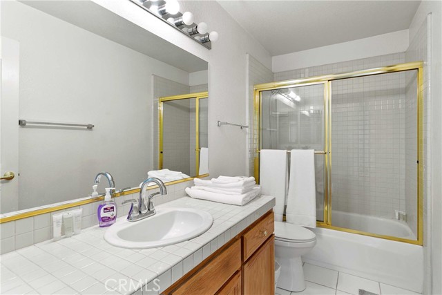 Detail Gallery Image 18 of 26 For 29223 Obsidian Ct, Nuevo,  CA 92567 - 4 Beds | 2/1 Baths