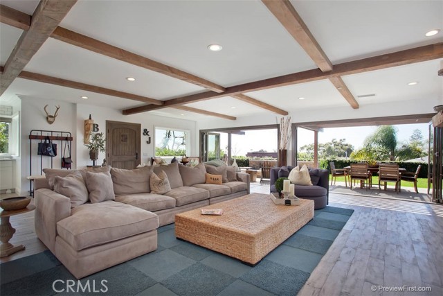 Detail Gallery Image 2 of 39 For 228 Ledroit St, Laguna Beach,  CA 92651 - 4 Beds | 3/1 Baths