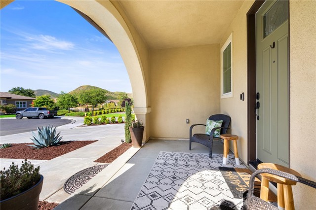 Detail Gallery Image 10 of 75 For 25302 Apache Hill Cir, Menifee,  CA 92584 - 4 Beds | 4 Baths