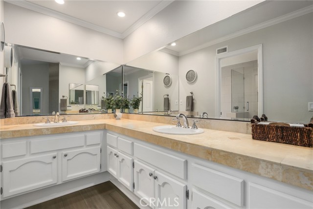 Detail Gallery Image 27 of 65 For 1312 Dubonnet Ct, Oak Park,  CA 91377 - 5 Beds | 3/1 Baths