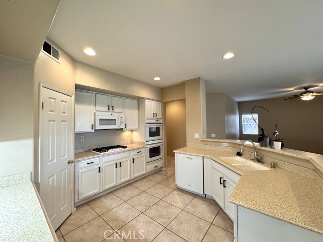 Detail Gallery Image 13 of 60 For 33253 Morning View Dr., Temecula,  CA 92592 - 7 Beds | 3/1 Baths