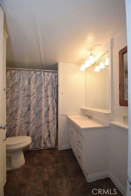 Detail Gallery Image 8 of 11 For 6426 Valley View St #39,  Joshua Tree,  CA 92252 - 2 Beds | 1/1 Baths