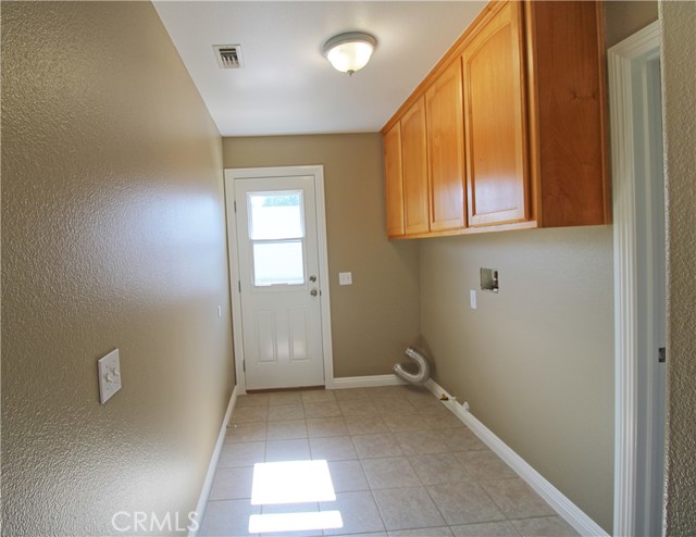 Detail Gallery Image 16 of 20 For 34989 Avenue C, Yucaipa,  CA 92399 - 4 Beds | 2 Baths