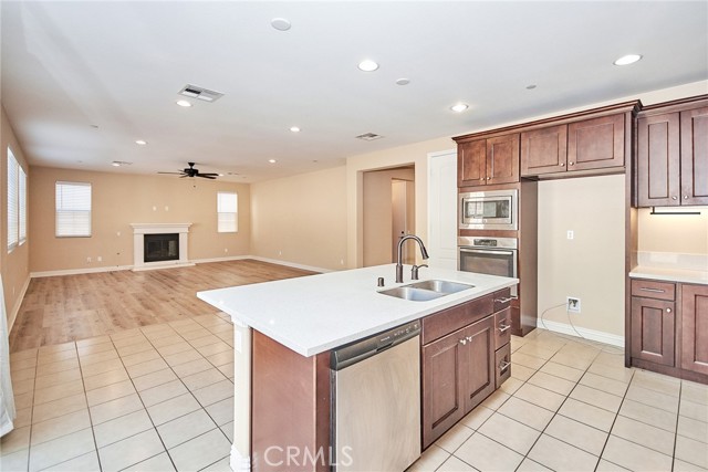 Detail Gallery Image 11 of 38 For 9780 La Vine Ct, Rancho Cucamonga,  CA 91701 - 4 Beds | 3 Baths