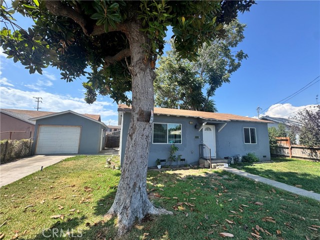 3709 Clark, El Monte CA: https://media.crmls.org/medias/9f79950b-f3db-4900-94e6-f4f42e2cbf5b.jpg