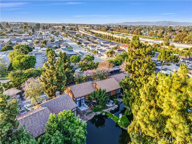 10636 Shoreline Drive, Norwalk CA: https://media.crmls.org/medias/9f7bdfac-be60-4b88-96ea-9702a2452bcf.jpg