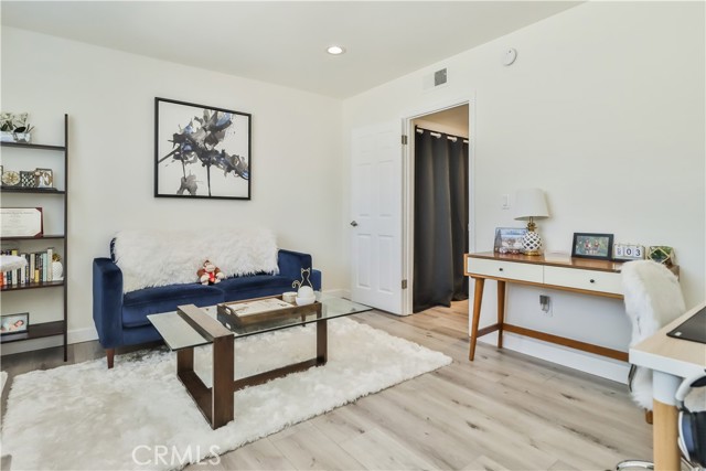 Detail Gallery Image 25 of 39 For 19545 Sherman Way #80,  Reseda,  CA 91335 - 2 Beds | 2 Baths