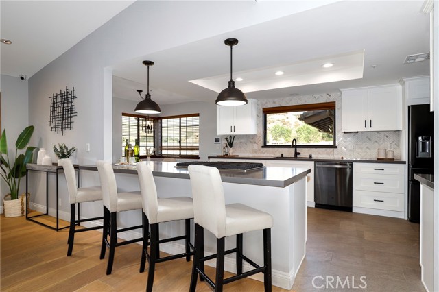 Detail Gallery Image 21 of 60 For 21565 Cleardale St, Newhall,  CA 91321 - 3 Beds | 2/1 Baths