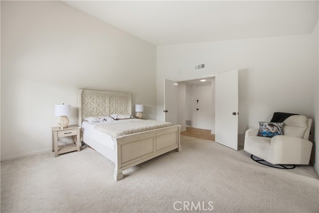 Detail Gallery Image 12 of 21 For 10414 Andora Ave, Chatsworth,  CA 91311 - 3 Beds | 2/1 Baths