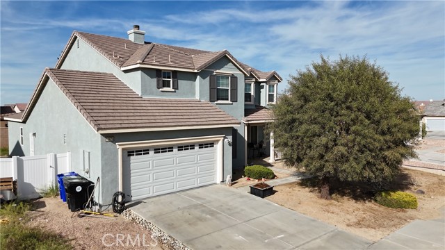 Detail Gallery Image 3 of 54 For 12476 Domingo, Victorville,  CA 92392 - 5 Beds | 4/1 Baths