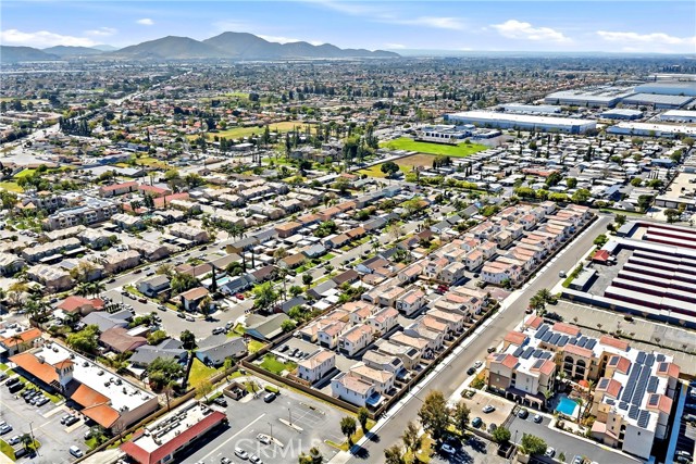 Detail Gallery Image 33 of 34 For 335 Carson Ct, Rialto,  CA 92376 - 3 Beds | 2/1 Baths