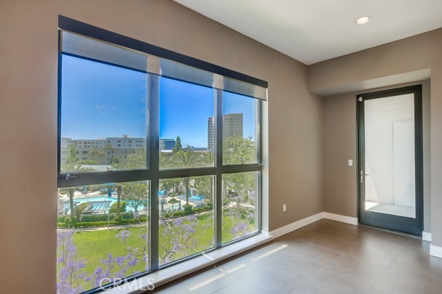 Detail Gallery Image 6 of 75 For 402 Rockefeller #410,  Irvine,  CA 92612 - 2 Beds | 2/1 Baths
