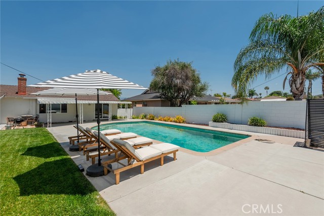 2116 E Thackery Street, West Covina CA: https://media.crmls.org/medias/9f7fe6de-35a8-4184-adba-a006e90c82f2.jpg