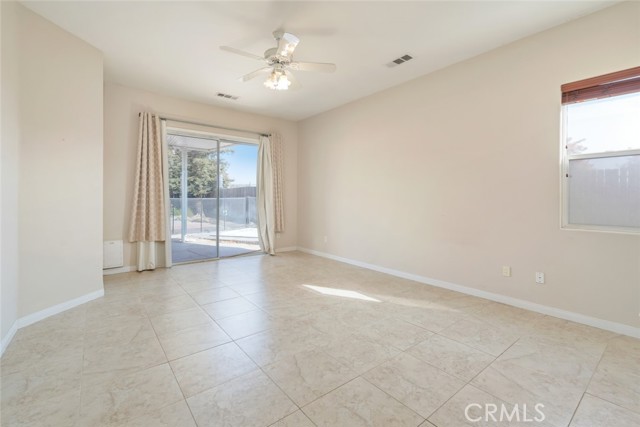 Detail Gallery Image 37 of 53 For 10500 Vista Bonita Dr, Bakersfield,  CA 93311 - 3 Beds | 2 Baths