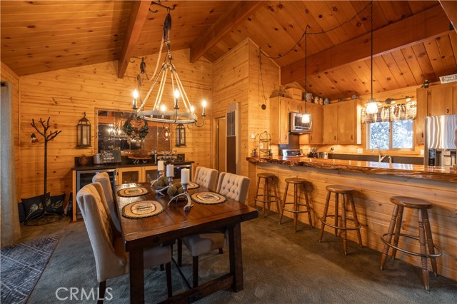 Detail Gallery Image 10 of 30 For 740 Cove Dr, Big Bear Lake,  CA 92315 - 3 Beds | 1/1 Baths