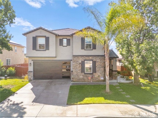 38327 Rancho Vista Dr, Beaumont CA: https://media.crmls.org/medias/9f80a362-a9a5-4da1-8dee-ff41af5134c3.jpg