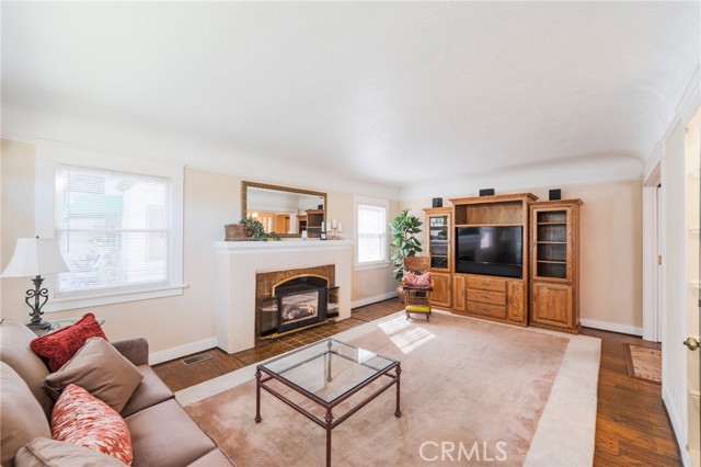 Detail Gallery Image 5 of 33 For 405 N Janss, Anaheim,  CA 92805 - 2 Beds | 1 Baths