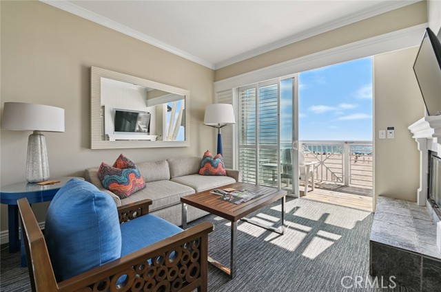 1300 The Strand, Hermosa Beach, California 90254, 1 Bedroom Bedrooms, ,1 BathroomBathrooms,Residential,Sold,The Strand,SB25153201
