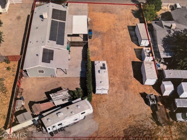 28517 Lincoln Avenue, Castaic CA: https://media.crmls.org/medias/9f83a506-437c-4de6-b6ab-8a92915a48fb.jpg
