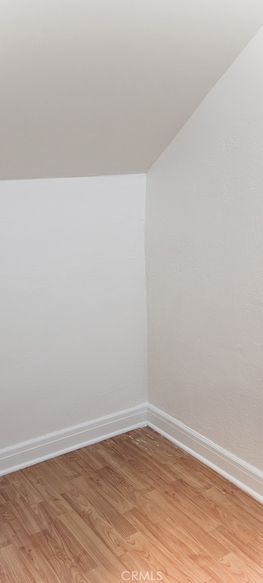 Detail Gallery Image 16 of 19 For 1134 E Chestnut St, Glendale,  CA 91205 - 2 Beds | 1 Baths