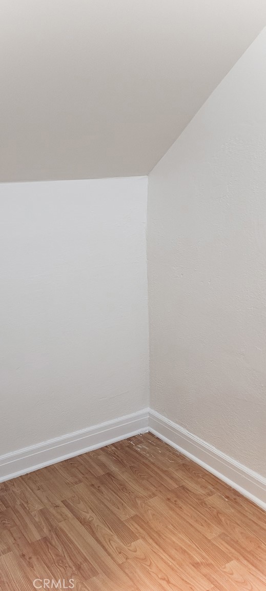 https://media.crmls.org/medias/9f83aea0-651a-4c03-b27b-a52c7263adee.jpg?preset=X-Large