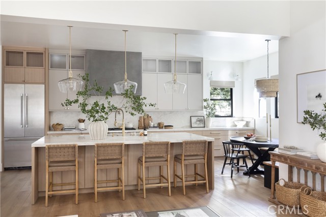 Detail Gallery Image 5 of 29 For 481 Bay View Ct, Lake Arrowhead,  CA 92352 - 4 Beds | 3/1 Baths