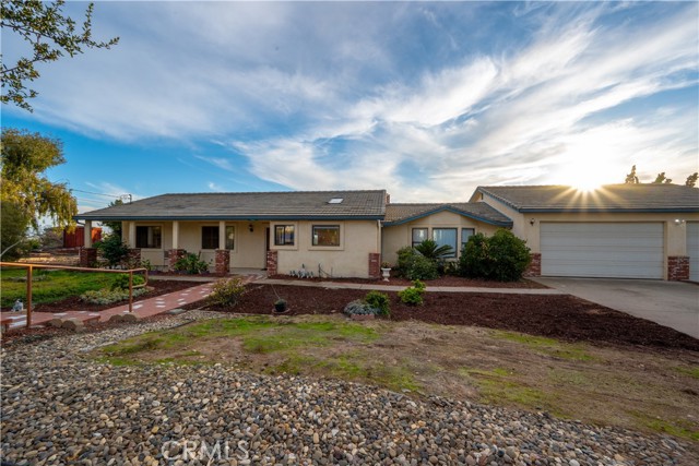 Detail Gallery Image 10 of 74 For 1561 Cielo Ln, Nipomo,  CA 93444 - 4 Beds | 2/1 Baths