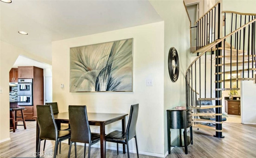 MLS #SR25230677 image #4