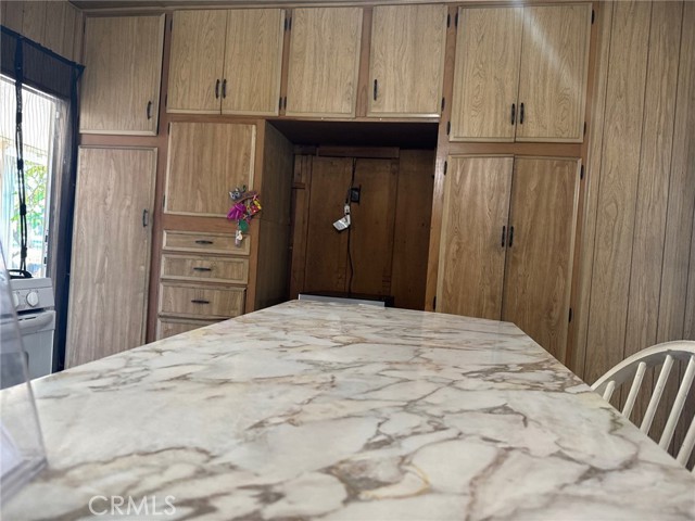 9080 Bloomfield Ave Avenue, Cypress CA: https://media.crmls.org/medias/9f849872-1a48-462c-ba79-240fc0f39db6.jpg