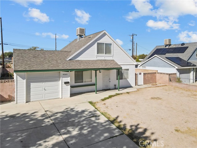 44043 Hoban Avenue, Lancaster CA: https://media.crmls.org/medias/9f84f72b-03ad-4040-abd6-4967a8722225.jpg