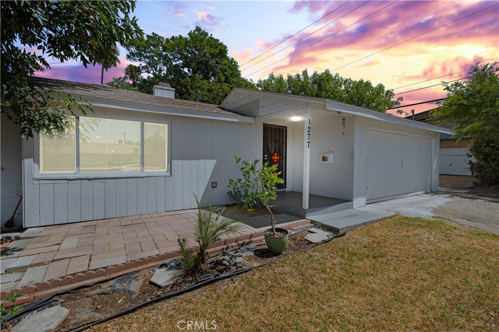 1277 Mindo Drive