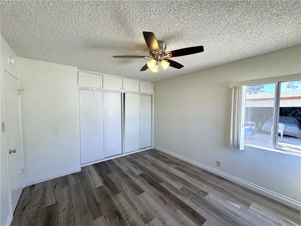 Detail Gallery Image 7 of 10 For 12435 Cedar Ave #B,  Hawthorne,  CA 90250 - 1 Beds | 1 Baths