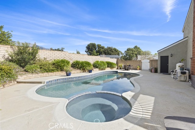 Image 40 of 49 For 6929 Sherwood Drive