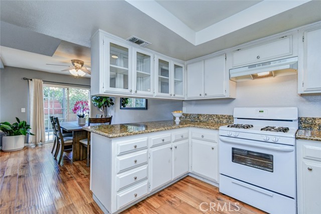 Detail Gallery Image 15 of 46 For 15740 S B St a,  Tustin,  CA 92780 - 3 Beds | 2/1 Baths