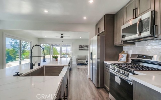 9430 Riverview Avenue, Lakeside CA: https://media.crmls.org/medias/9f883287-a319-4d5f-89c9-e2891054a1e9.jpg