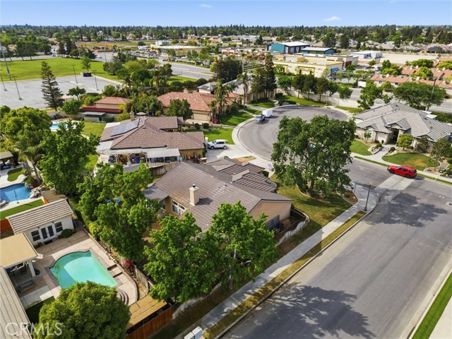 Detail Gallery Image 9 of 55 For 11001 Four Bears, Bakersfield,  CA 93312 - 4 Beds | 2 Baths