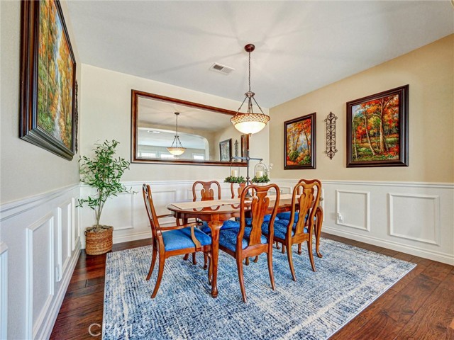 Detail Gallery Image 10 of 51 For 7904 Port Arthur, Corona,  CA 92880 - 4 Beds | 3 Baths