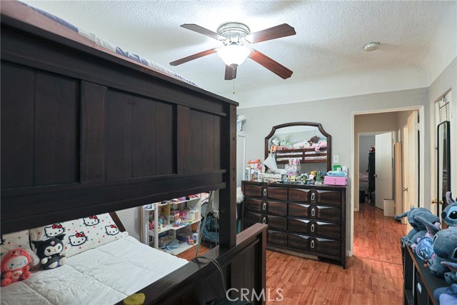 Detail Gallery Image 24 of 36 For 410 E 60th St, Long Beach,  CA 90805 - 5 Beds | 3 Baths