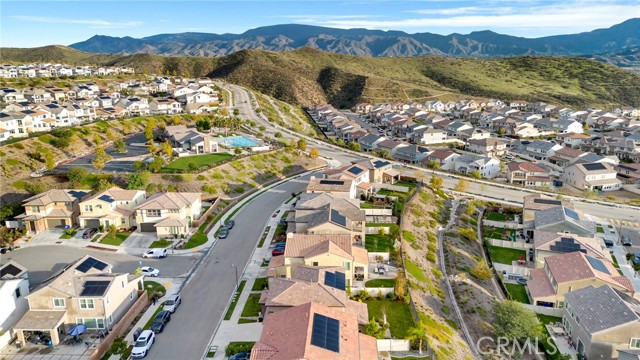 Detail Gallery Image 43 of 49 For 28427 Ascent, Saugus,  CA 91350 - 3 Beds | 3 Baths