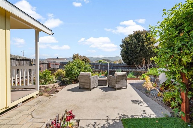 Detail Gallery Image 16 of 22 For 1360 El Moro Ave, Los Osos,  CA 93402 - 3 Beds | 2 Baths