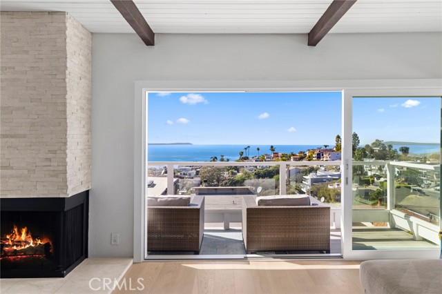 1046 Santa Ana St, Laguna Beach, CA 92651