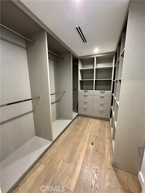 1716 Via La Paz, Burbank CA: https://media.crmls.org/medias/9f8caec8-faa1-49be-8dbe-53841588e33a.jpg