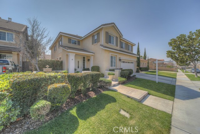 15821 Square Top Ln, Fontana, CA 92336